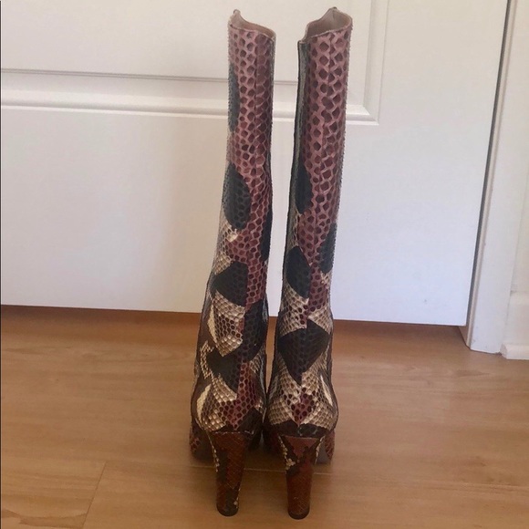 Valentino Garavani knee-high pull-on python leather boots - Picture 4 of 8